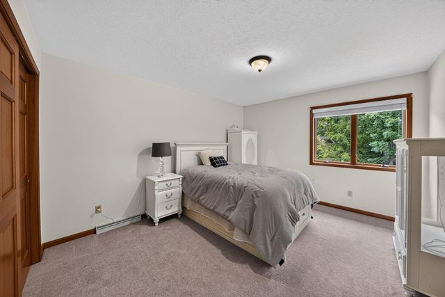 20260 Fieldstone Crossing Drive, Goshen, IN 46528