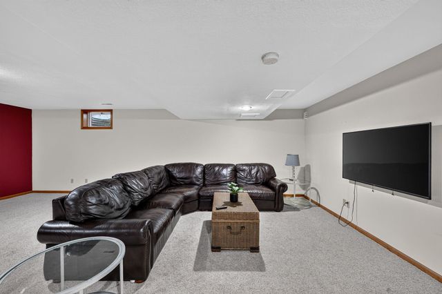 20260 Fieldstone Crossing Drive, Goshen, IN 46528