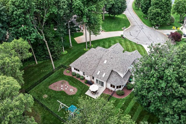 20260 Fieldstone Crossing Drive, Goshen, IN 46528