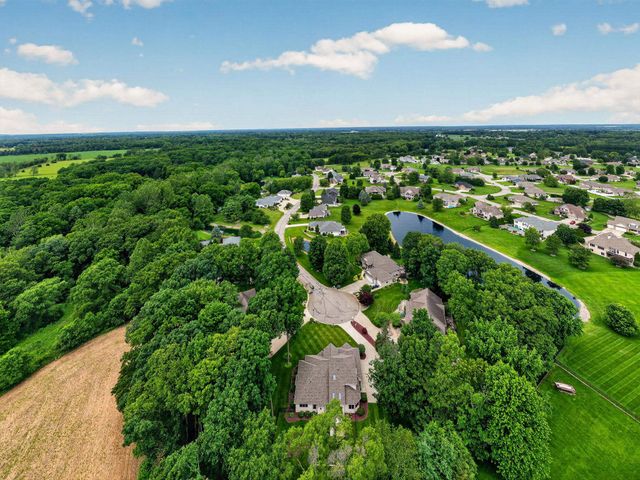 20260 Fieldstone Crossing Drive, Goshen, IN 46528