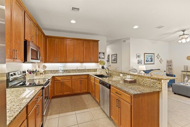 6345 Oxford Circle 101A, Vero Beach, FL 32966