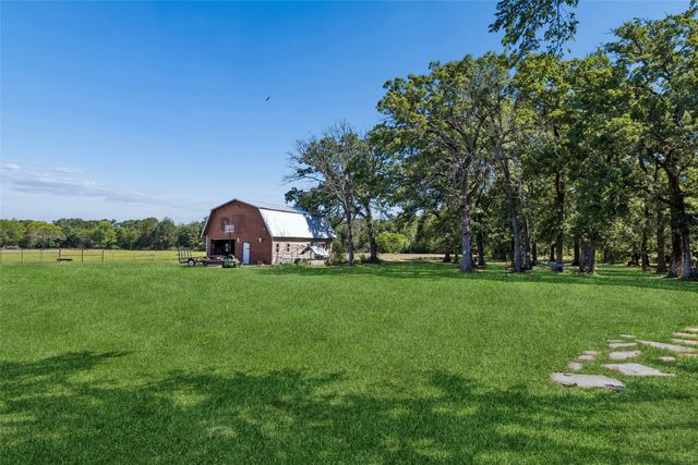 2986 Vz County Road 3208, Wills Point, TX 75169