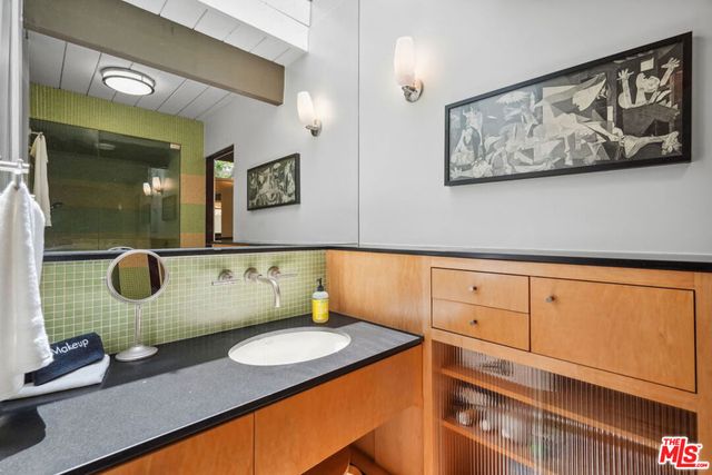 1568 Stoddard Avenue, Thousand Oaks, CA 91360