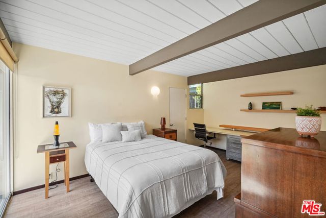 1568 Stoddard Avenue, Thousand Oaks, CA 91360