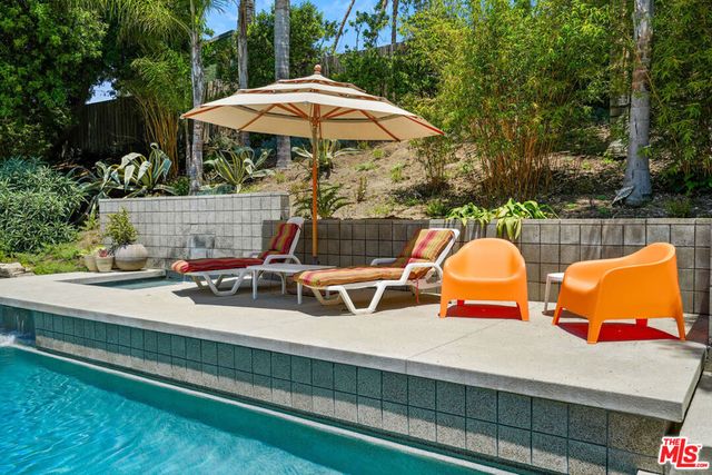 1568 Stoddard Avenue, Thousand Oaks, CA 91360