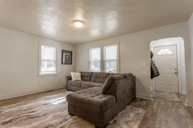 437 W Minota Street, Springfield, MO 65807