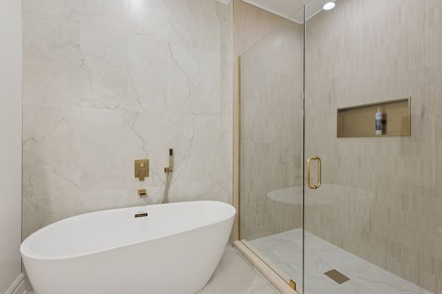 515 E Oakwood Boulevard, Chicago, IL 60653