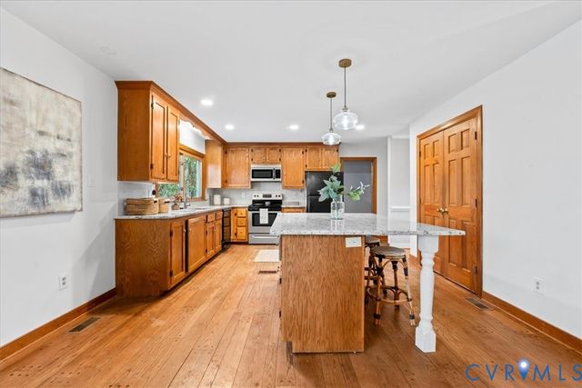 8361 Osborne Tpke, Henrico, VA 23231