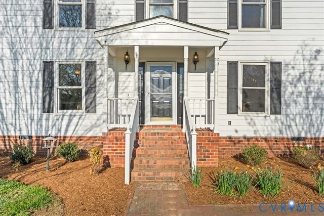 8361 Osborne Tpke, Henrico, VA 23231