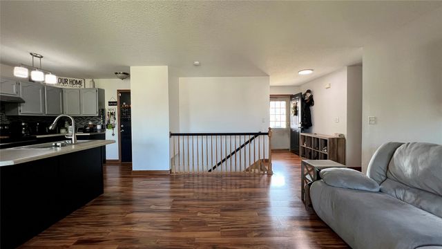 14603 Westbrook Drive, Urbandale, IA 50323