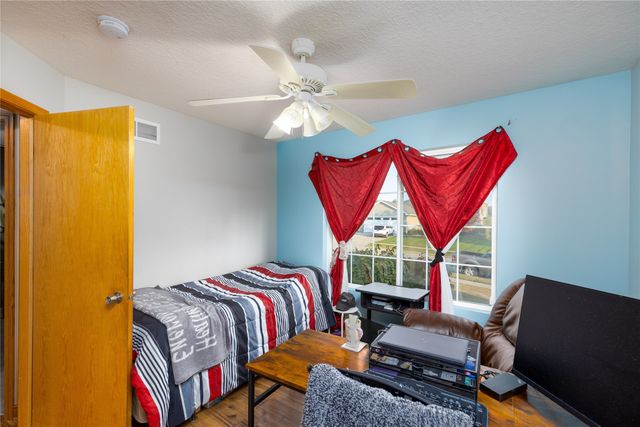 14603 Westbrook Drive, Urbandale, IA 50323