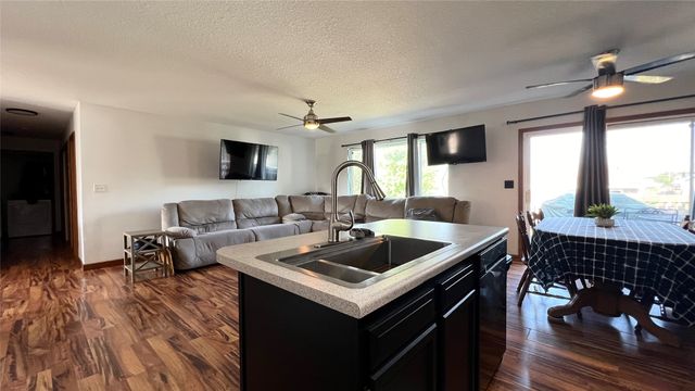 14603 Westbrook Drive, Urbandale, IA 50323