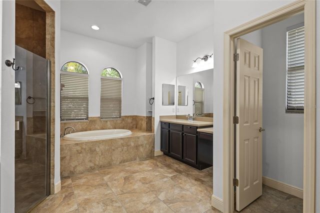 14834 MAN O WAR DRIVE, Odessa, FL 33556