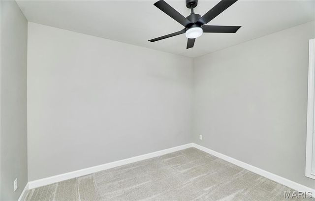 17 Christine Drive, St Peters, MO 63376