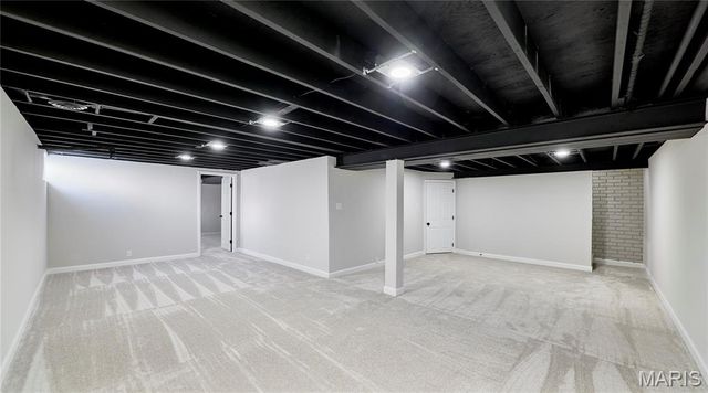 17 Christine Drive, St Peters, MO 63376