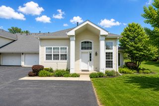 9430 Lenox Lane, Lakewood, IL 60014