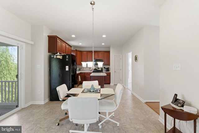 86 CAPE COD CIR, Martinsburg, WV 25403