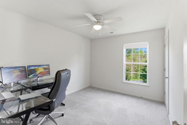 86 CAPE COD CIR, Martinsburg, WV 25403