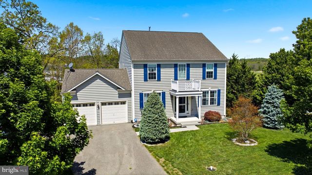 86 CAPE COD CIR, Martinsburg, WV 25403