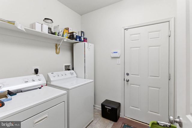 86 CAPE COD CIR, Martinsburg, WV 25403