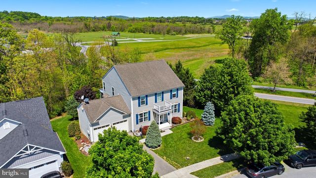 86 CAPE COD CIR, Martinsburg, WV 25403