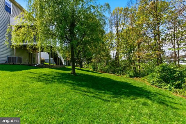 86 CAPE COD CIR, Martinsburg, WV 25403