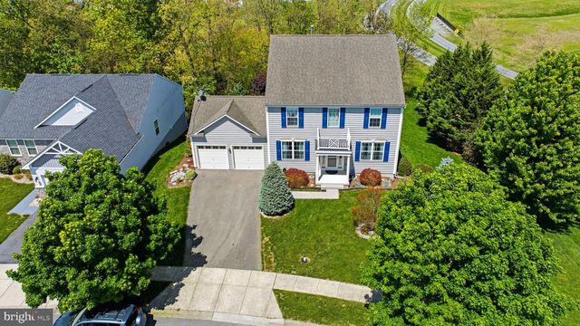 86 CAPE COD CIR, Martinsburg, WV 25403