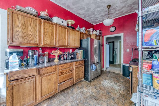 1821 Van Ness Avenue, Fresno, CA 93721