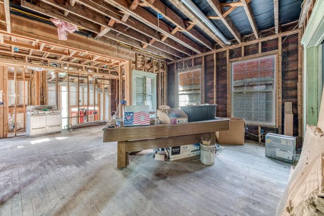 1821 Van Ness Avenue, Fresno, CA 93721