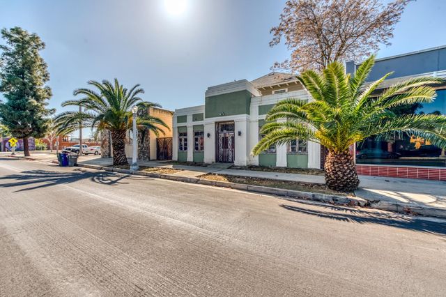 1821 Van Ness Avenue, Fresno, CA 93721