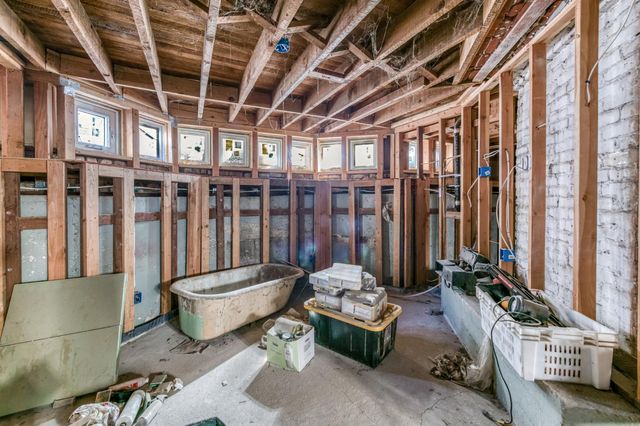 1821 Van Ness Avenue, Fresno, CA 93721