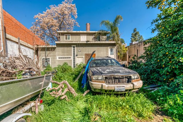 1821 Van Ness Avenue, Fresno, CA 93721