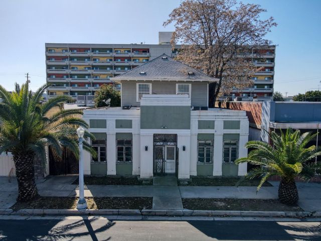 1821 Van Ness Avenue, Fresno, CA 93721