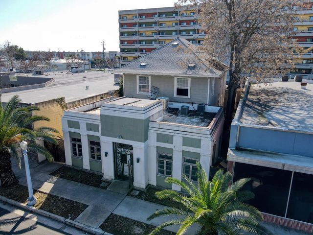 1821 Van Ness Avenue, Fresno, CA 93721