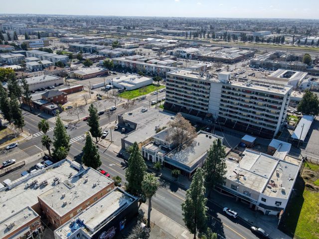 1821 Van Ness Avenue, Fresno, CA 93721