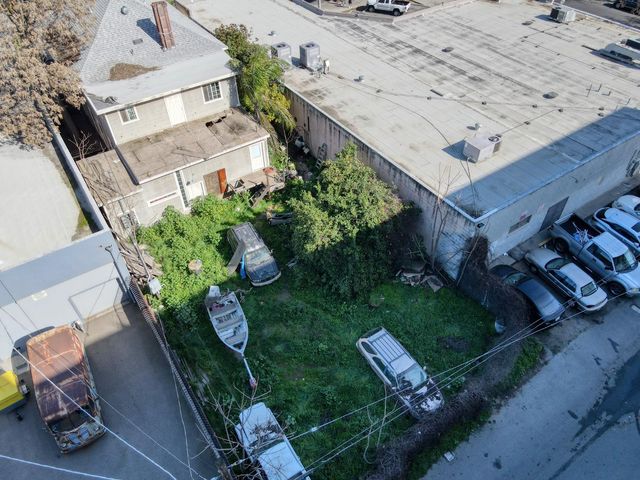 1821 Van Ness Avenue, Fresno, CA 93721