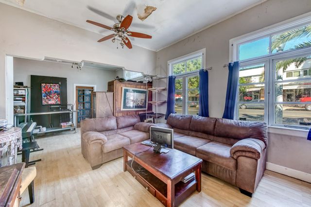 1821 Van Ness Avenue, Fresno, CA 93721