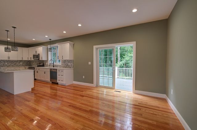42 Roy St, Ludlow, MA 01056