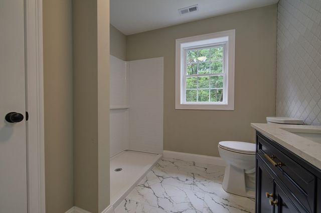42 Roy St, Ludlow, MA 01056