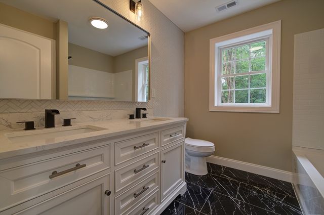 42 Roy St, Ludlow, MA 01056