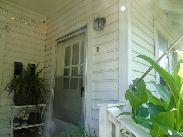 1305 - B Wells Avenue, Huntsville, AL 35801