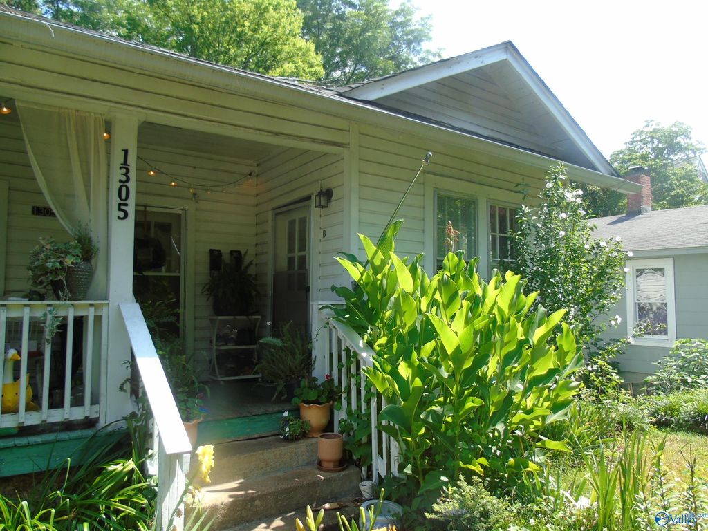 1305 - B Wells Avenue, Huntsville, AL 35801