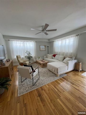 280-320 Oak Street 314 Ti, Ridgewood, NJ 07450