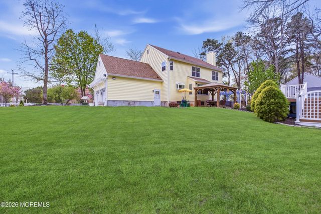 394 Jackson Mills Road, Jackson, NJ 08527