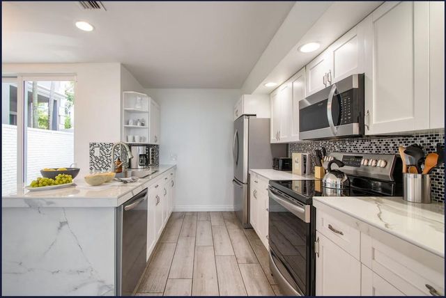 3350 NE 14th Ct, Fort Lauderdale, FL 33304