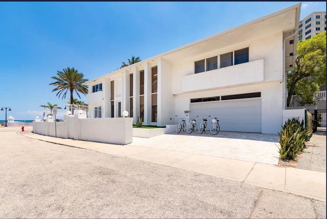 3350 NE 14th Ct, Fort Lauderdale, FL 33304