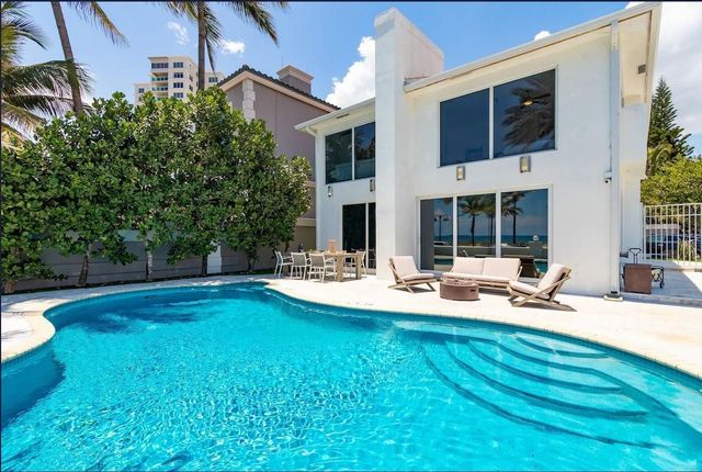 3350 NE 14th Ct, Fort Lauderdale, FL 33304