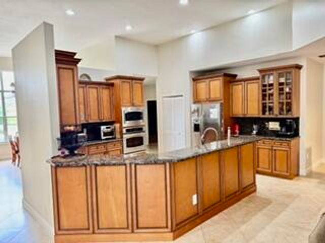 1965 S Club Drive S, Wellington, FL 33414