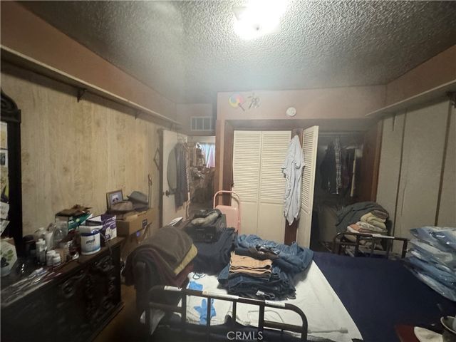 1519 W 69th, Los Angeles, CA 90047