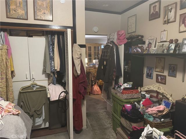 1519 W 69th, Los Angeles, CA 90047